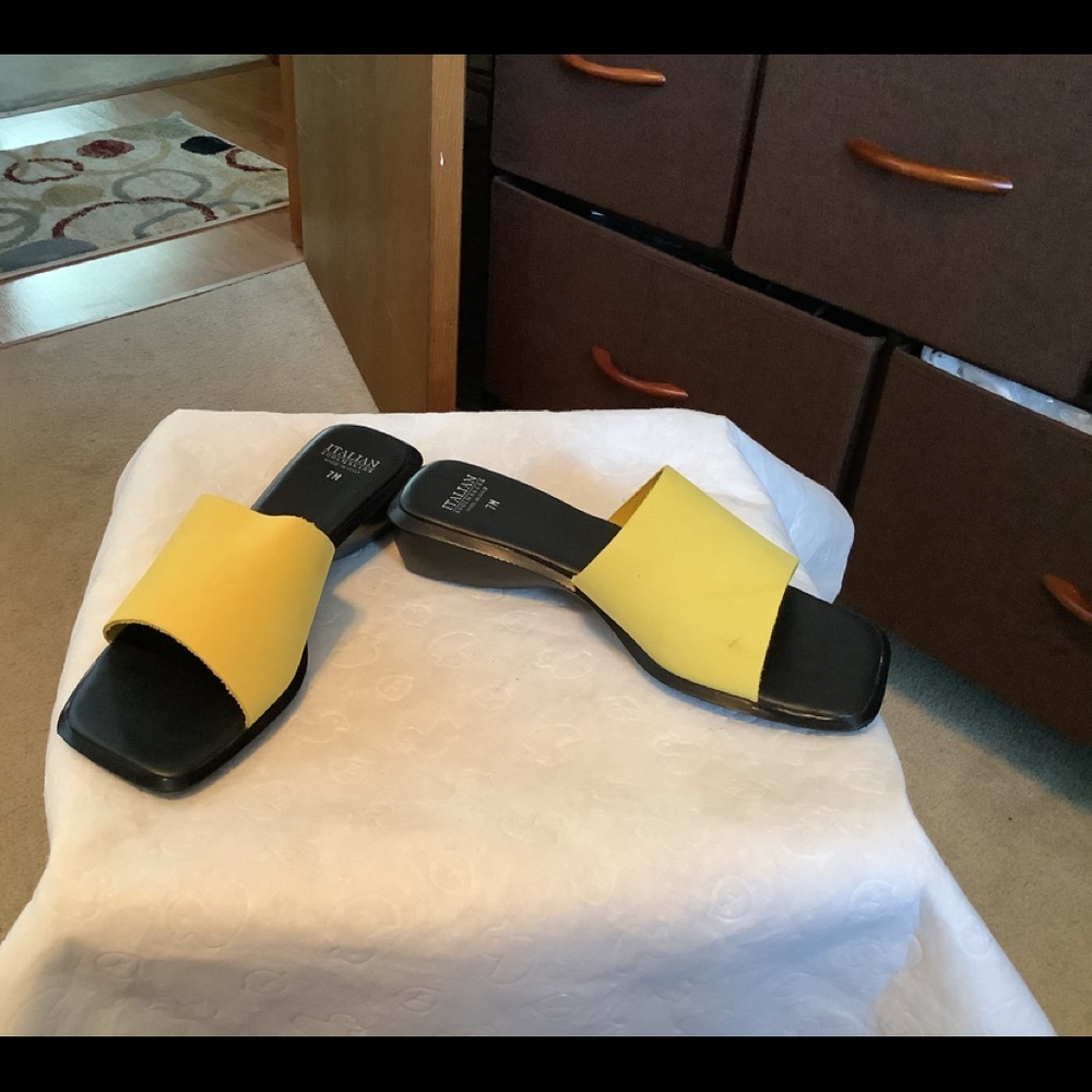 Ladies slides - Picture 5 of 11